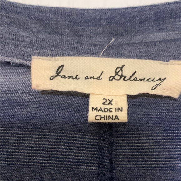 Jane and Delancey Relaxed Blue and Gray Tee - Picture 2 of 3